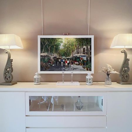 Stay U-Nique Apartments Urquinaona Барселона Екстериор снимка