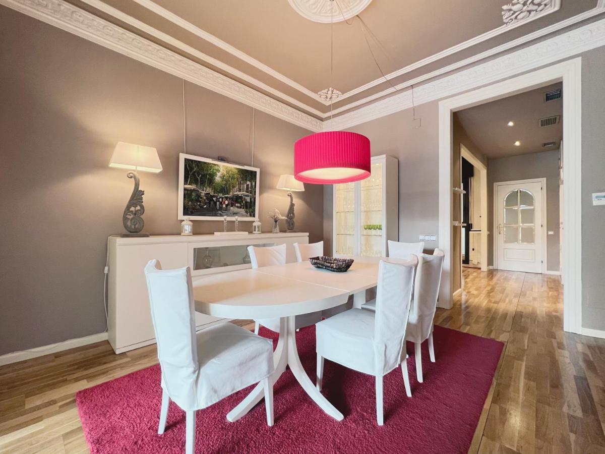 Stay U-Nique Apartments Urquinaona Барселона Екстериор снимка