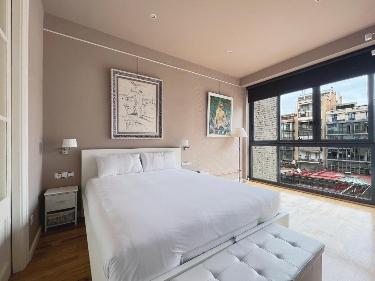 Stay U-Nique Apartments Urquinaona Барселона Екстериор снимка